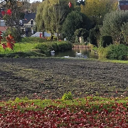 Au Jardin Sur L'eau Hortillonnages Couette-café