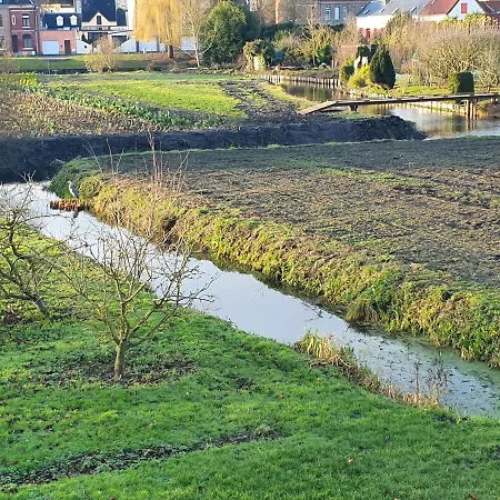 Couette-café Au Jardin Sur L'eau Hortillonnages Amiens